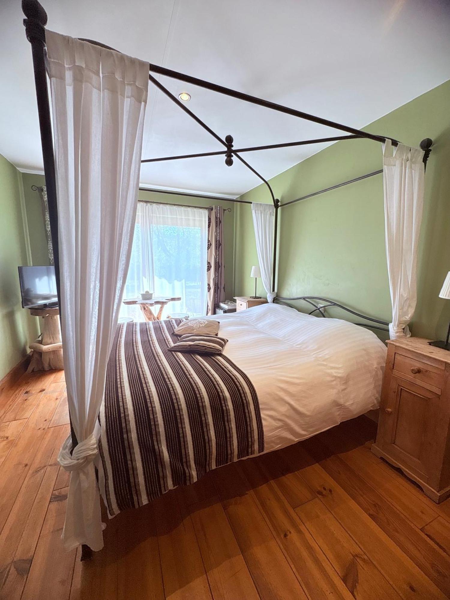 Comme A La Ferme Bed & Breakfast Durbuy Exterior photo