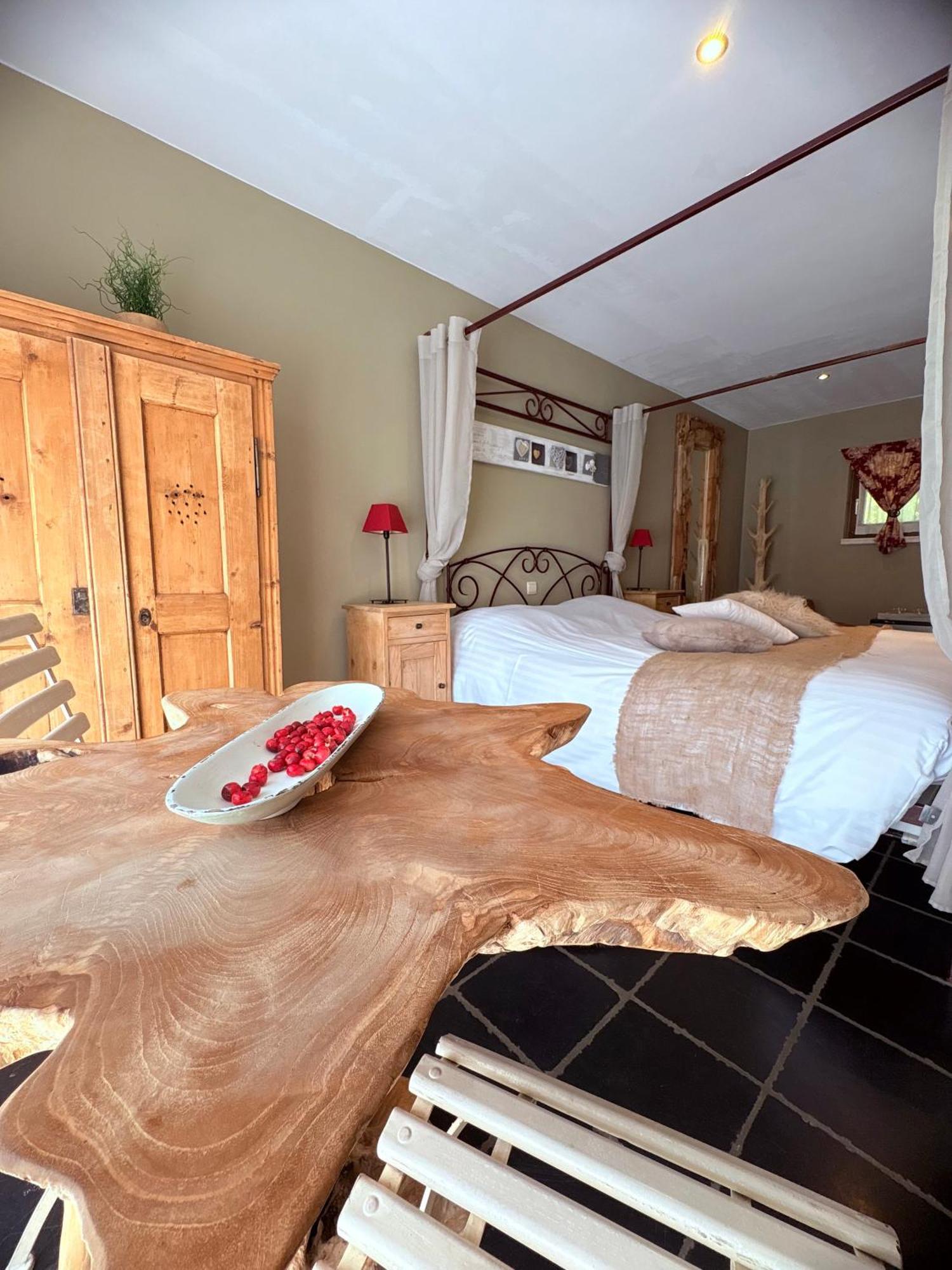 Comme A La Ferme Bed & Breakfast Durbuy Exterior photo